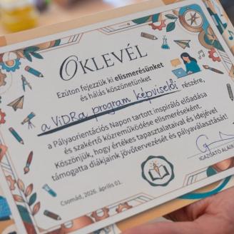 ViDRa doktor a a csomádi Esztergály Mihály Általános Iskolában